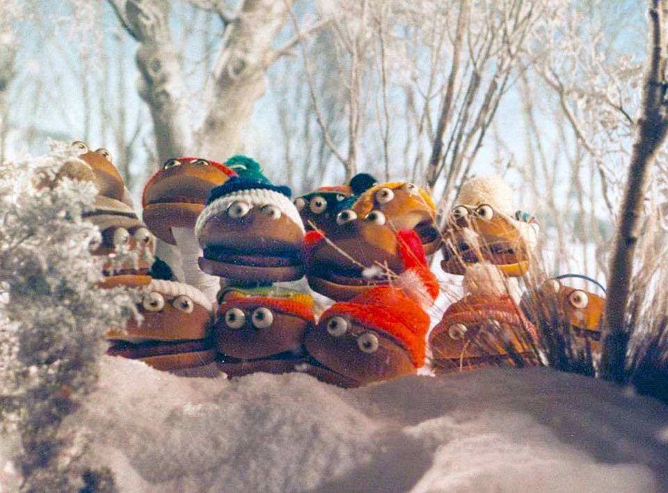 no_snow_hamburger_puppets_2