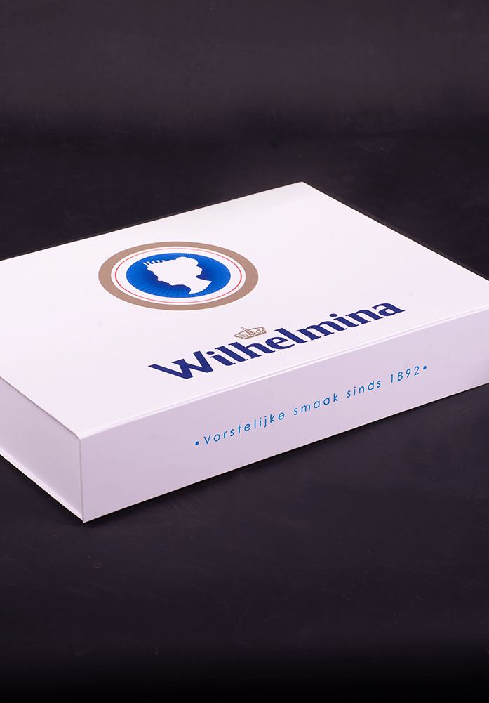 proud-packaging-wilhelmina-1-697x1001