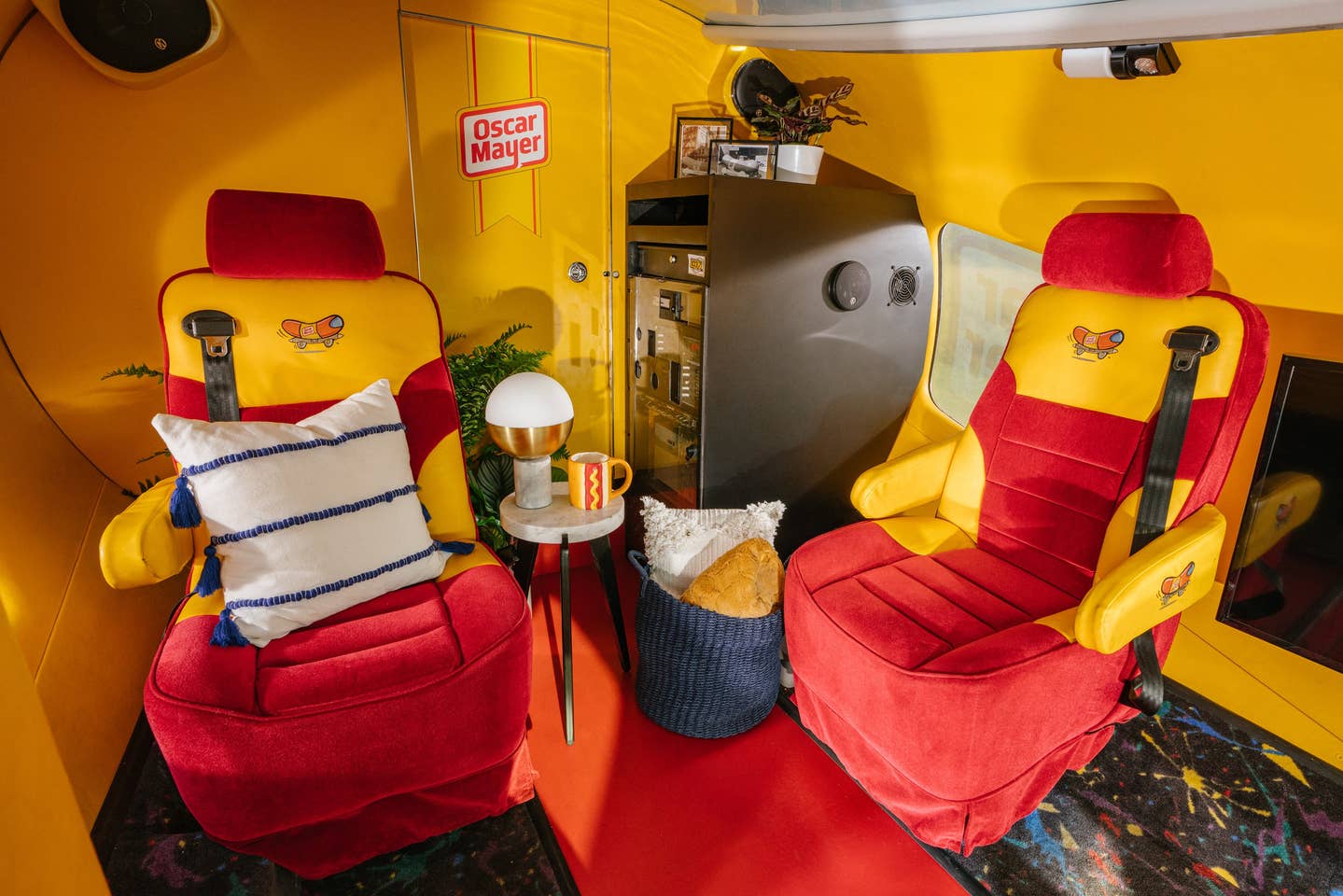 wienermobile_airbnb_6