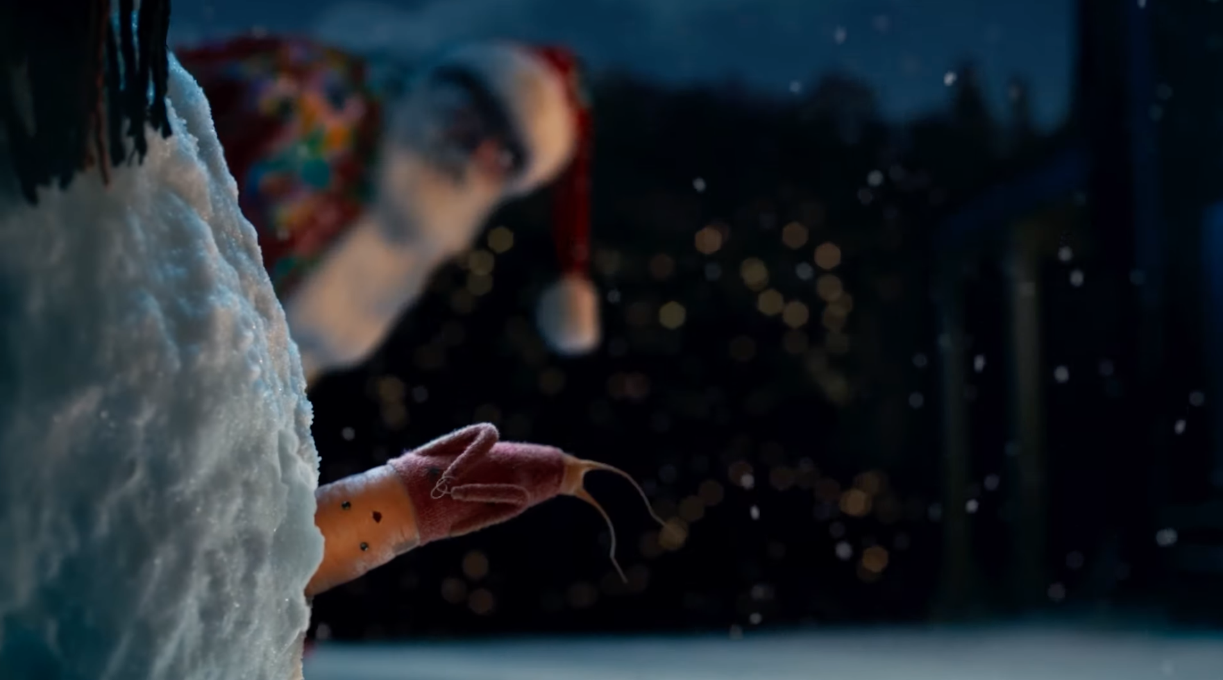 Kevin the Carrot Returns In Aldi UK’s “Home Alone” Inspired Christmas